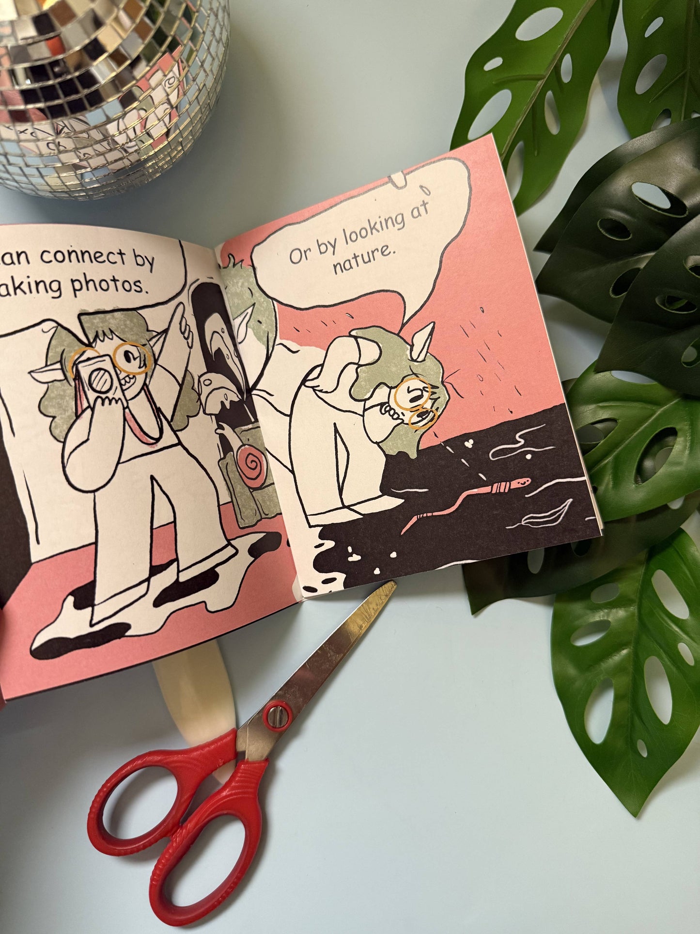 Disconnected mini book