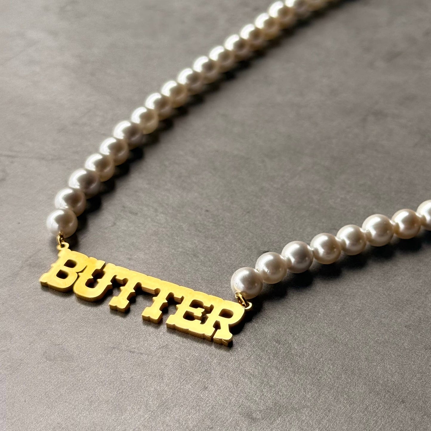 Butter Faux Pearl Beaded Necklace  